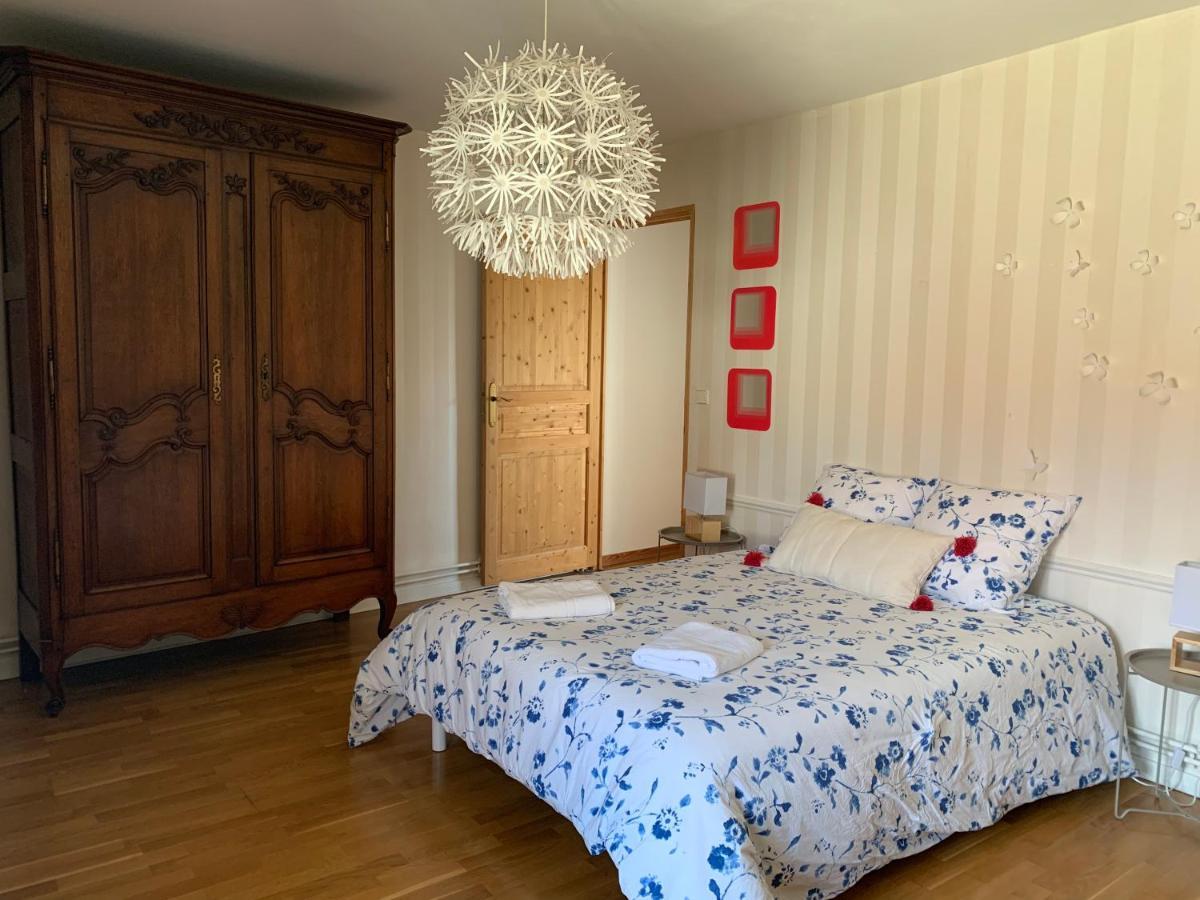 Villa La Ferme de Maryse à Les Mesneux Extérieur photo